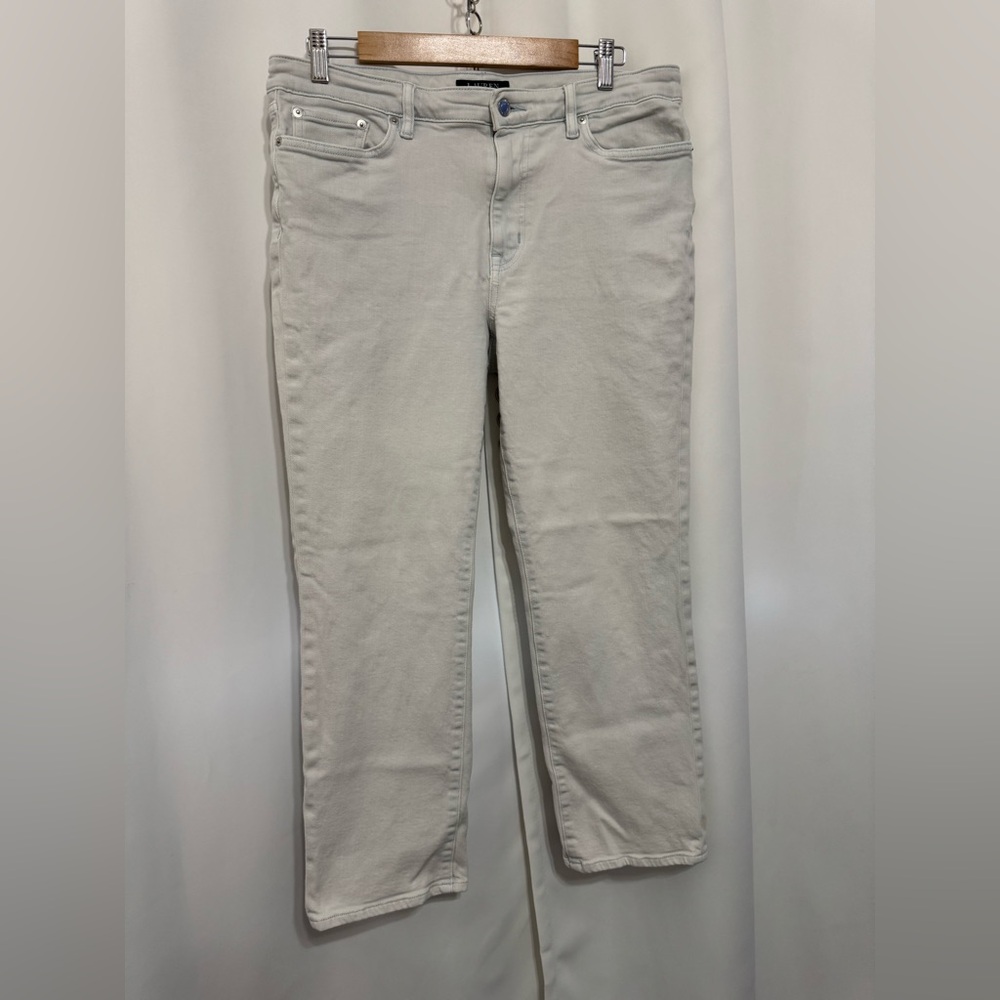 Lauren Ralph Lauren Women's Light‎ Blueish Cropped Jeans Size: 12